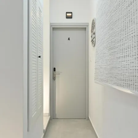 White Coral Luxury *