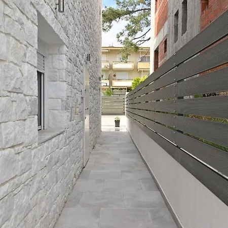 White Coral Luxury Nea Kallikrateia